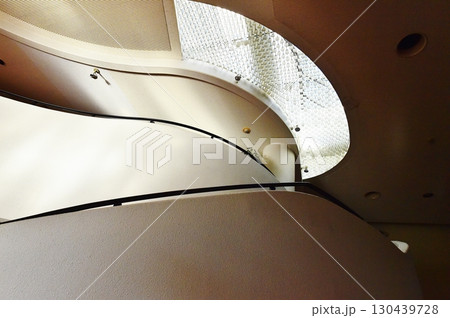 レトロな階段 レトロな階段 130439728