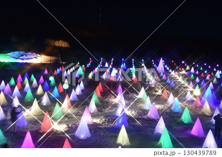 大地煌めく 130439789