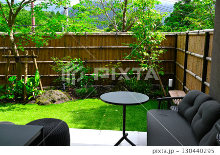 綺麗な庭の景色 綺麗な庭の景色 130440295