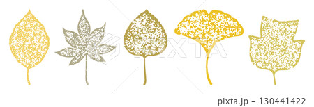 秋の季節感を演出するもみじのスタンプ風素材 130441422