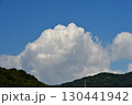 青空と白い雲、夏の雲 130441942