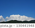 青空と白い雲、夏の雲 130441948
