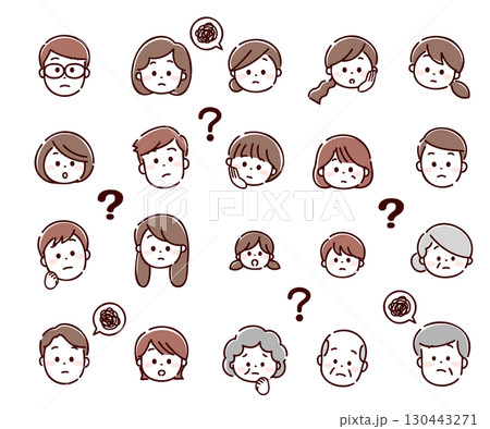 困惑している多世代の人々の顔 130443271