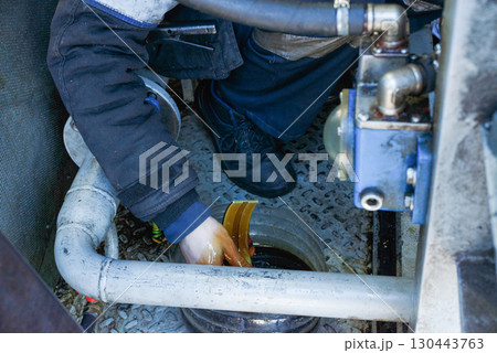 Repair of a diesel generator converted to gas. Repair of a diesel generator converted to gas. 130443763