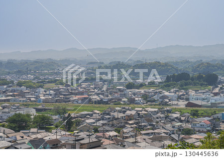 菊川市の高台から見た街並み(静岡県) 130445636