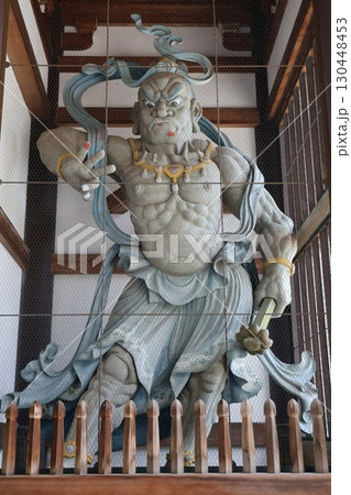神社の境内 神社の境内 130448453