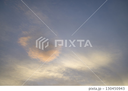 夕焼け 夕暮れ 秋 秋の夕焼け 空 9月 イメージ 130450943