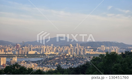 sunset seoul 130451760