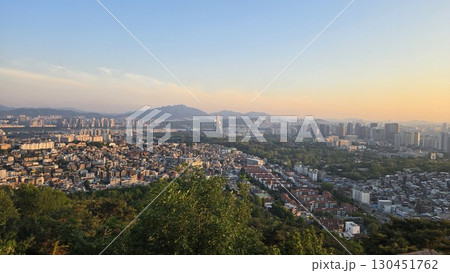 sunset seoul 130451762