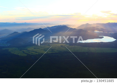ご来光　富士山 130451885