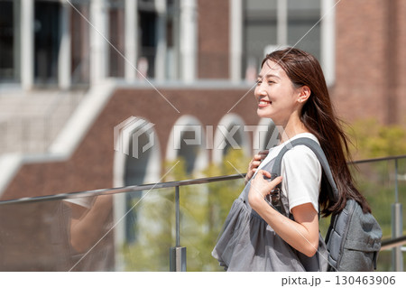 女子大生　キャンパスライフ　大学 130463906