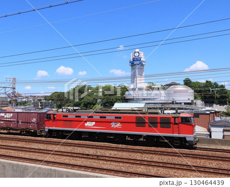 明石市立天文科学館の前を通過するEF510 明石市立天文科学館の前を通過するEF510 130464439