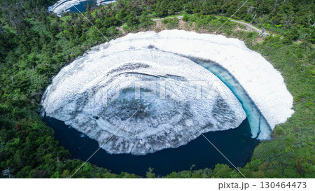 空撮「岩手県・秋田県」八幡平のドラゴンアイの風景 130464473