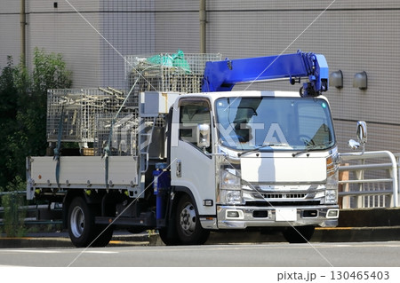クレーン付きトラック（ユニック車）　イメージ 130465403