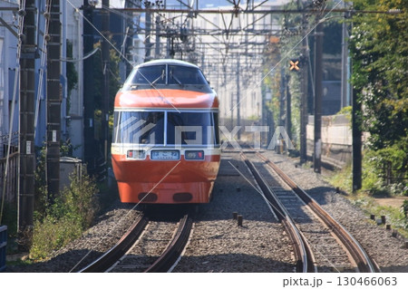 小田急電鉄の特急電車 130466063