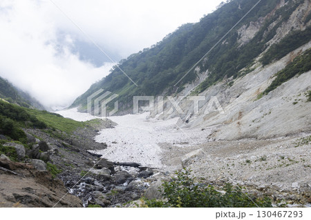 猿倉から白馬岳への大雪渓ルート 猿倉から白馬岳への大雪渓ルート 130467293