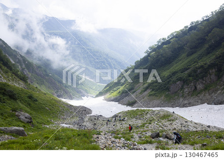 猿倉から白馬岳への大雪渓ルート 130467465