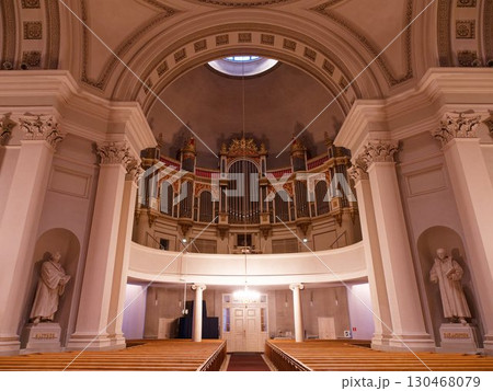 ヘルシンキ大聖堂のパイプオルガン ヘルシンキ大聖堂のパイプオルガン 130468079