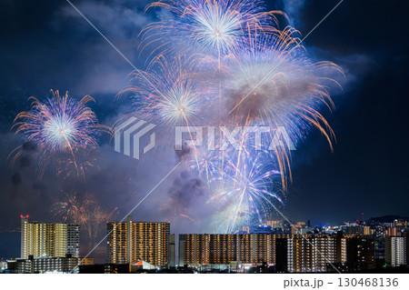 【滋賀県大津市】びわ湖大花火大会  煙 130468136