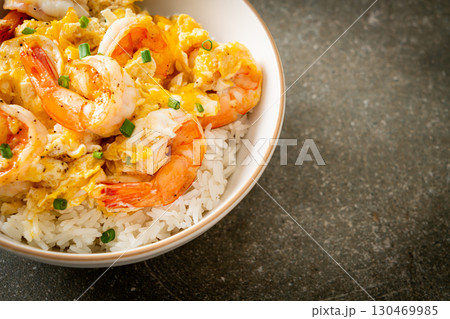 creamy omelet with shrimps rice bowl creamy omelet with shrimps rice bowl 130469985