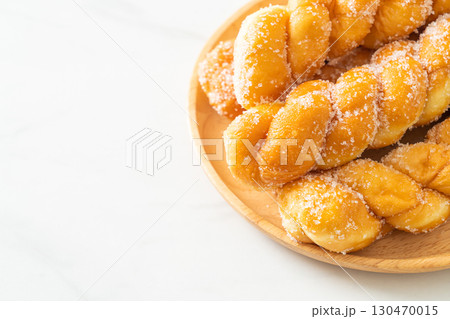 sugar doughnut in spiral shape 130470015