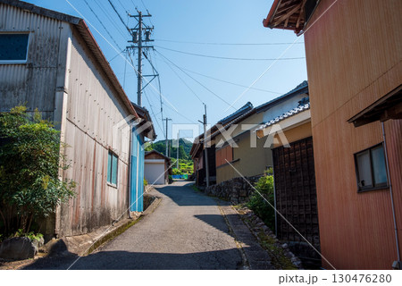 昔ながらの田舎風景（三重県 亀山市 安坂山町 坂本地区） 130476280