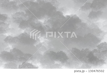 ホラーやミステリーに使えるモヤモヤ背景　黒背景に煙が漂う汚れた壁のテクスチャ背景 130476502