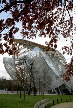 Modern architectural marvel shines in autumn light at prominent cultural site in Paris, France 130477120