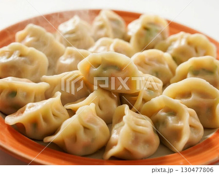 熱々餃子 130477806