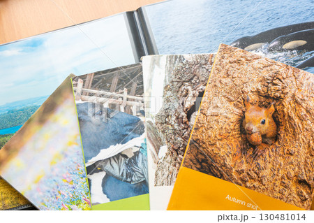 趣味の写真集（写真を撮りに行くイメージ） 130481014