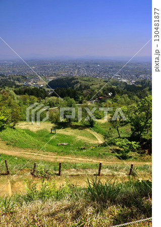 春日山城跡からの眺め・東方面(新潟県・上越市) 春日山城跡からの眺め・東方面(新潟県・上越市) 130481877