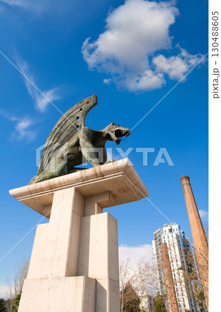 Valencia Pont del Regne reino bridge guardian gargoyles Valencia Pont del Regne reino bridge guardian gargoyles 130488605