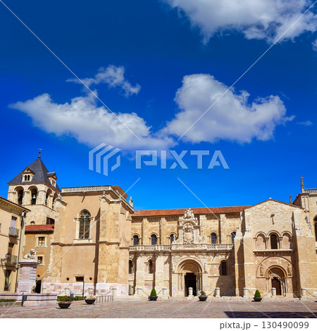 Leon San Isidoro church by way of saint James Leon San Isidoro church by way of saint James 130490099