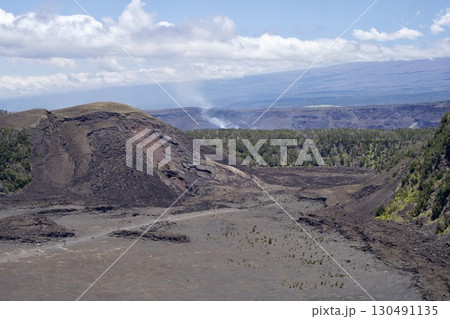 ハワイ島のキラウエア火山の風景 130491135