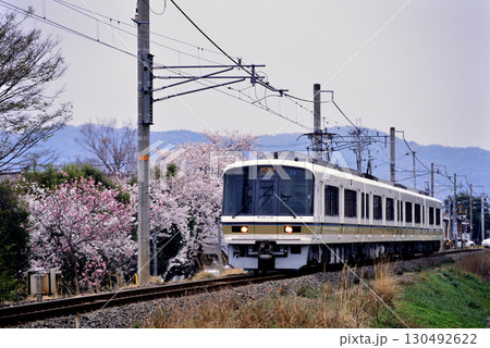 2007年　奈良線を走る221系みやこ路快速4両 130492622