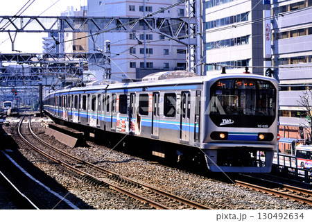 2007年 埼京線に乗入れる70-000型快速電車 2007年 埼京線に乗入れる70-000型快速電車 130492634