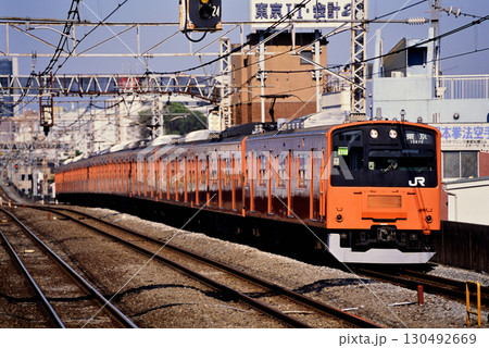 2007年　中央本線を走る201系普通電車10両 130492669