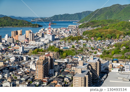 《広島県》尾道の街並み全景・千光寺公園展望台の眺望 130493534