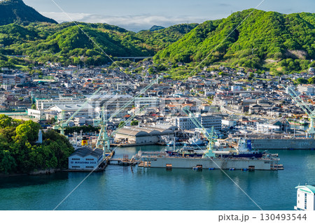 《広島県》尾道の街並み全景・千光寺公園展望台の眺望 130493544