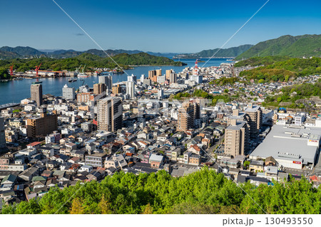 《広島県》尾道の街並み全景・千光寺公園展望台の眺望 130493550