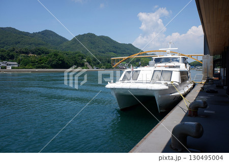 広島県　生口島　瀬戸田港 130495004