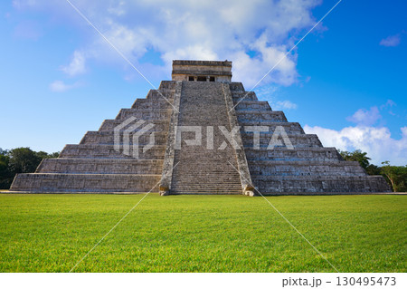 Chichen Itza El Templo Kukulcan temple Chichen Itza El Templo Kukulcan temple 130495473