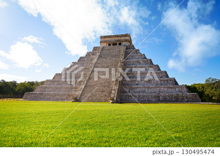 Chichen Itza El Templo Kukulcan temple Chichen Itza El Templo Kukulcan temple 130495474