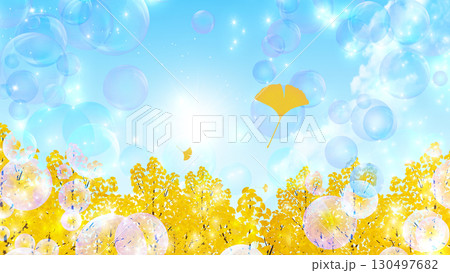 秋の空と紅葉した木 秋の空と紅葉した木 130497682