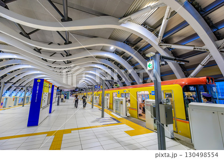 東京　渋谷区　東京メトロ銀座線　渋谷駅 130498554