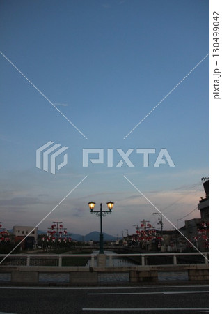 『金魚ちょうちん』白壁の町並み  山口県柳井市観光 130499042