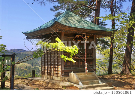 春日山城・毘沙門堂（新潟県・上越市） 130501861