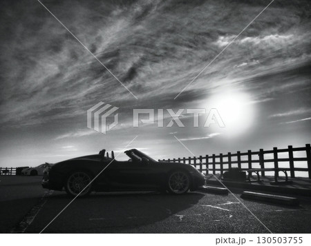 黒いスポーツカー 130503755