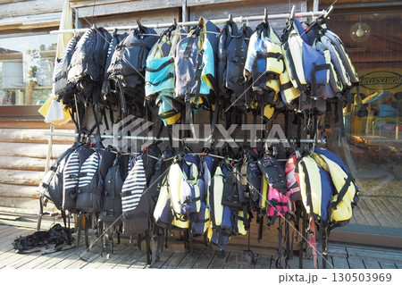 シュノーケルのライフベスト　海風景 130503969