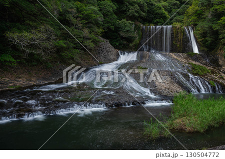 龍門の滝 130504772